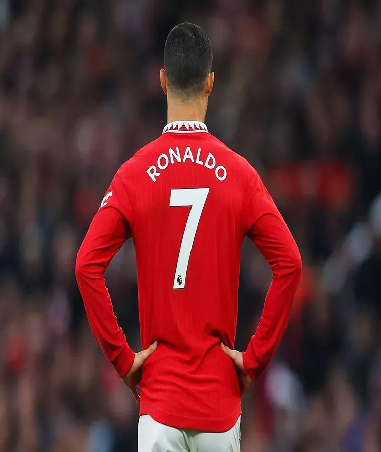 Khám Phá Kỹ Thuật Lừa Bóng Của Ronaldo Và Cách Áp Dụng 2 Khám Phá Kỹ Thuật Lừa Bóng Của Ronaldo Và Cách Áp Dụng